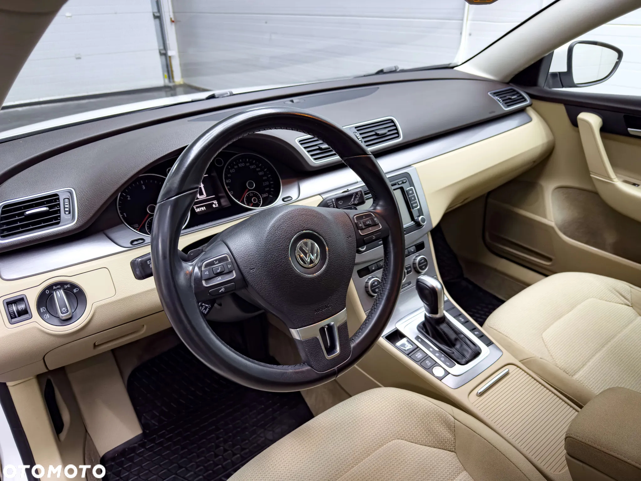 Volkswagen Passat 2.0 TDI Comfortline DSG - 4