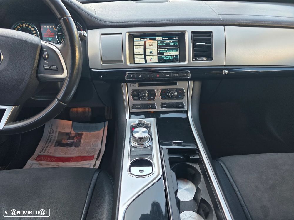 Jaguar XF Sportbrake 2.2 - 20