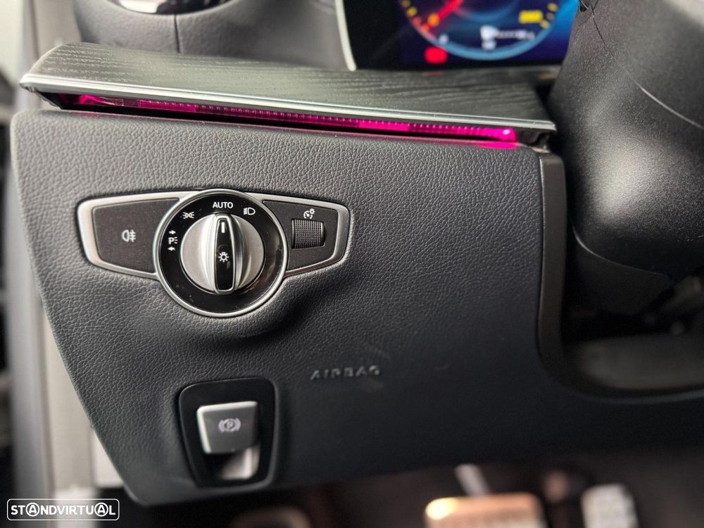 Mercedes-Benz E 300 de AMG Line 4Matic - 48