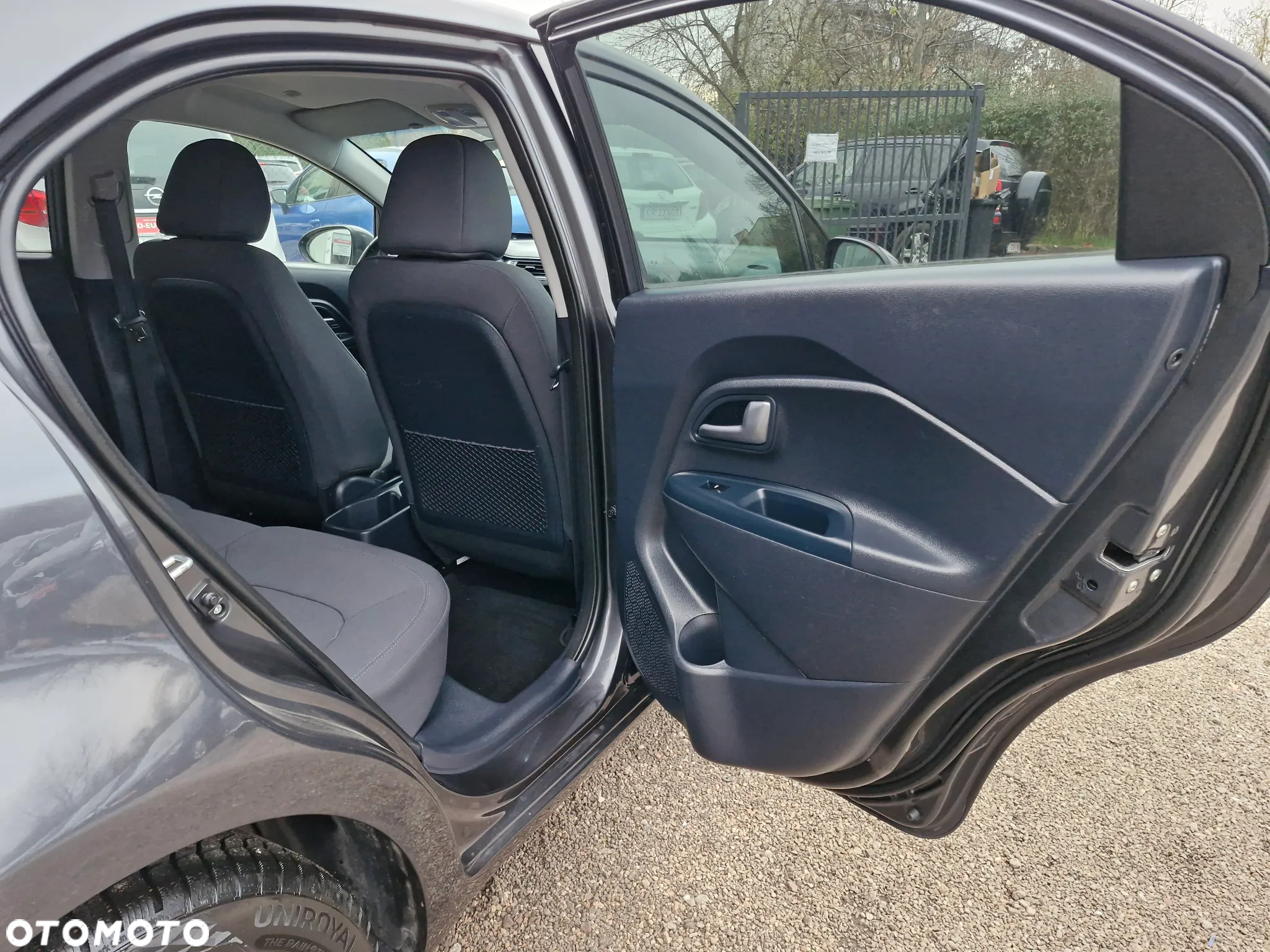 Kia Rio 1.2 XL - 16