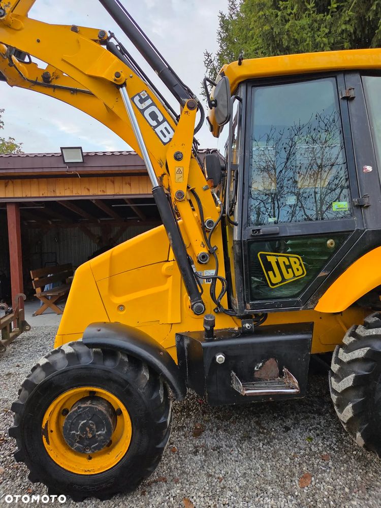 JCB 2CX - 15