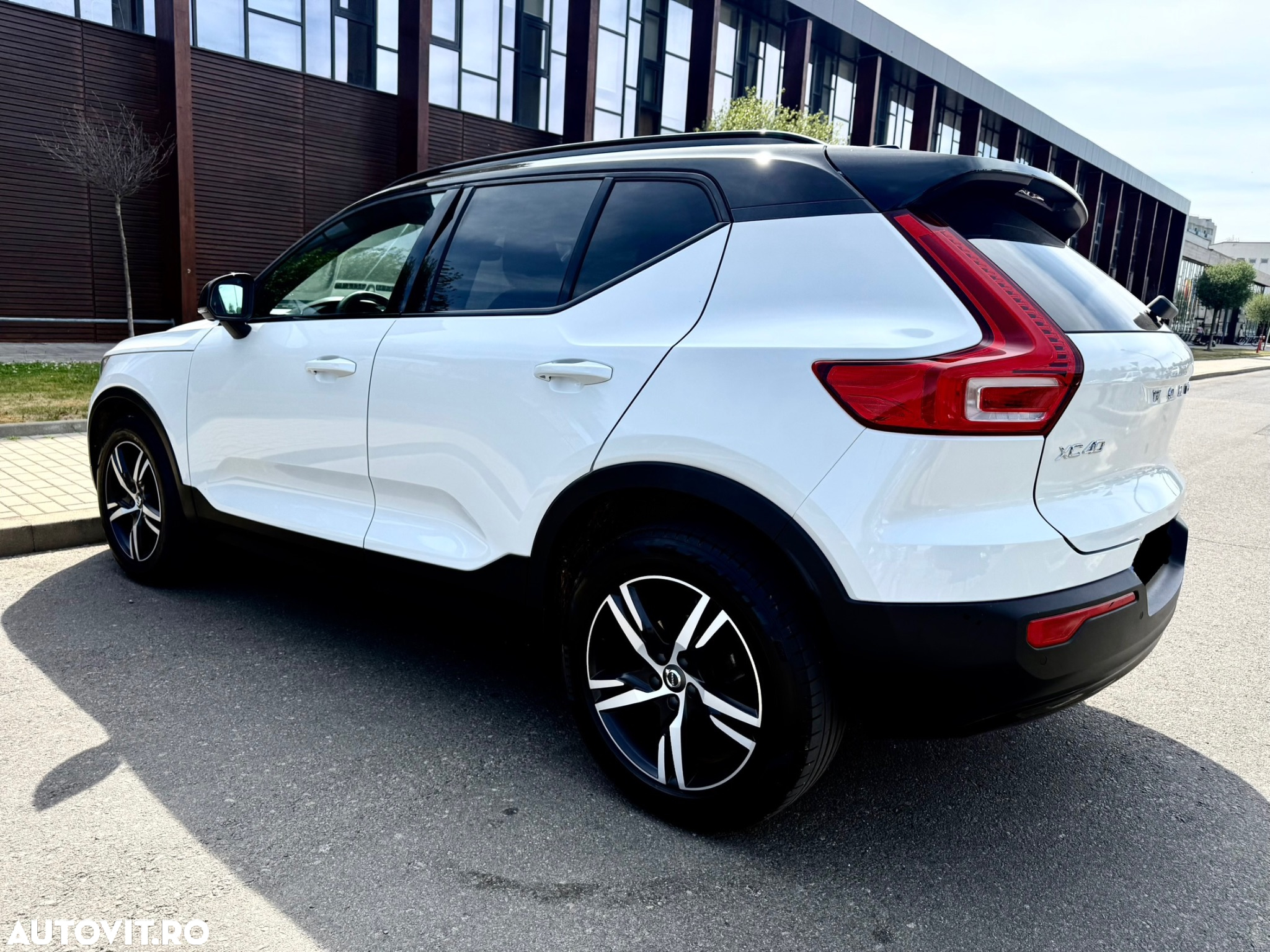 Volvo XC 40 D3 R-Design - 6