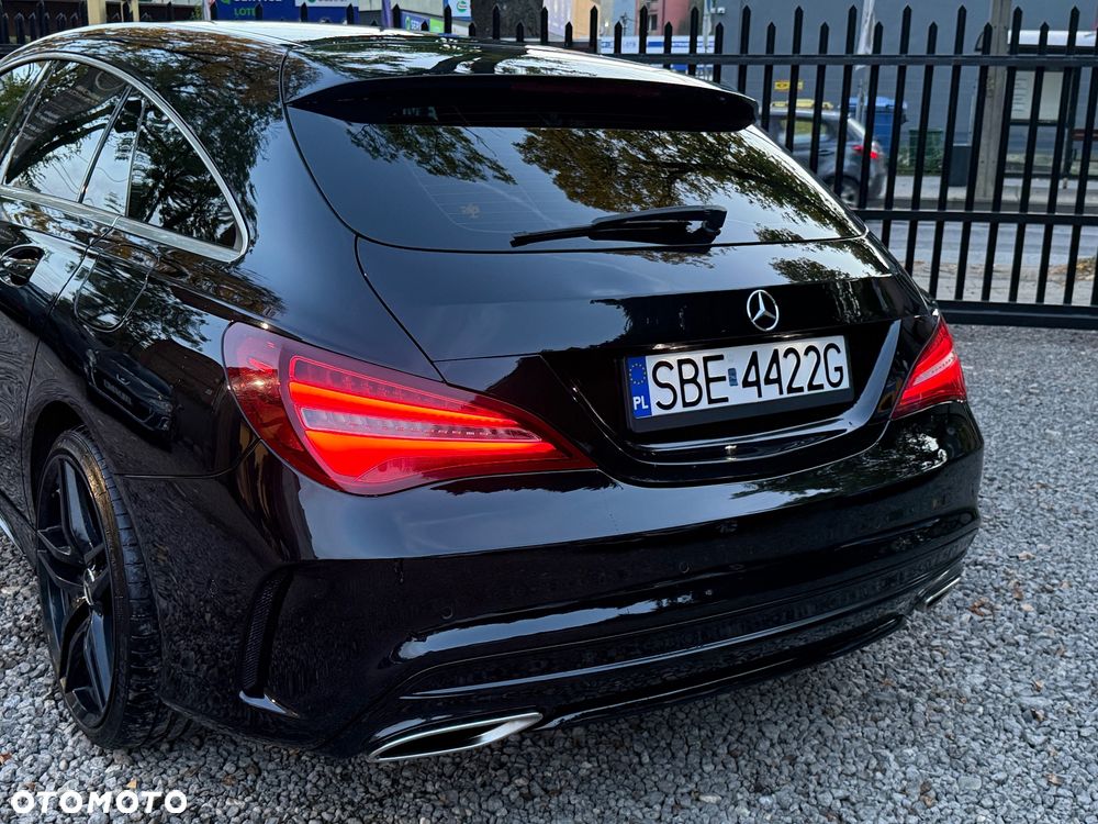 Mercedes-Benz CLA 180 7G-DCT AMG Line - 23