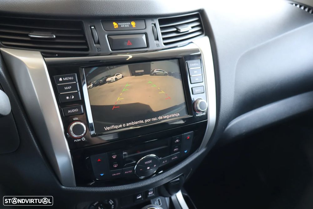 Nissan Navara 2.3 dCi CD 4WD N-Connecta Nav+Barras - 14