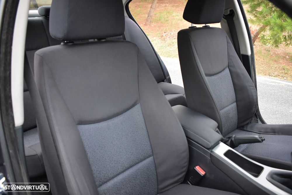 BMW 318 d Exclusive - 19