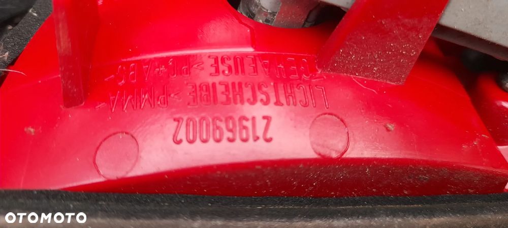LAMPA W KLAPE LEWA PRAWA AUDI A4 B8 KOMBI AVANT EUROPA 8K9945093 - 8