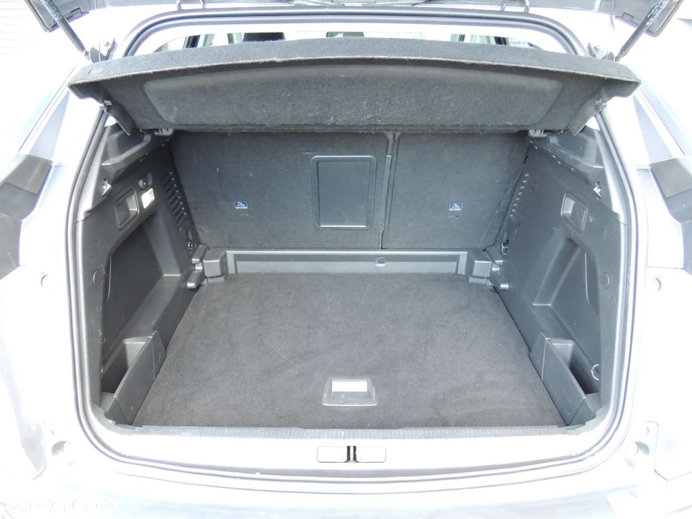 Peugeot 3008 1.2 PureTech Allure - 26