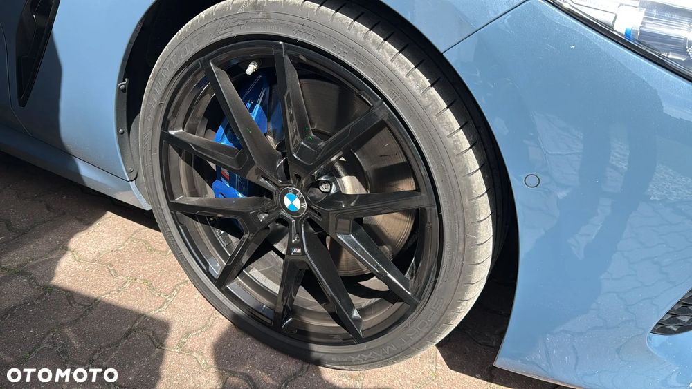 BMW Seria 8 - 7