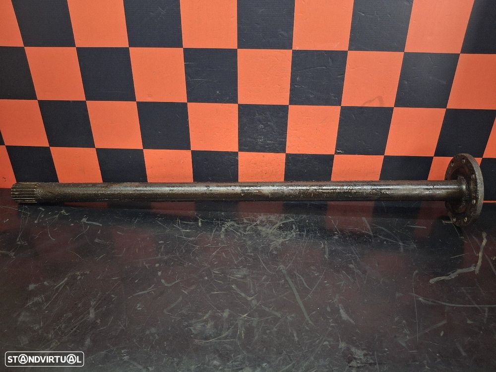 Semi-Eixo Traseiro Esquerdo Fuso (Mitsubishi) Canter - 1