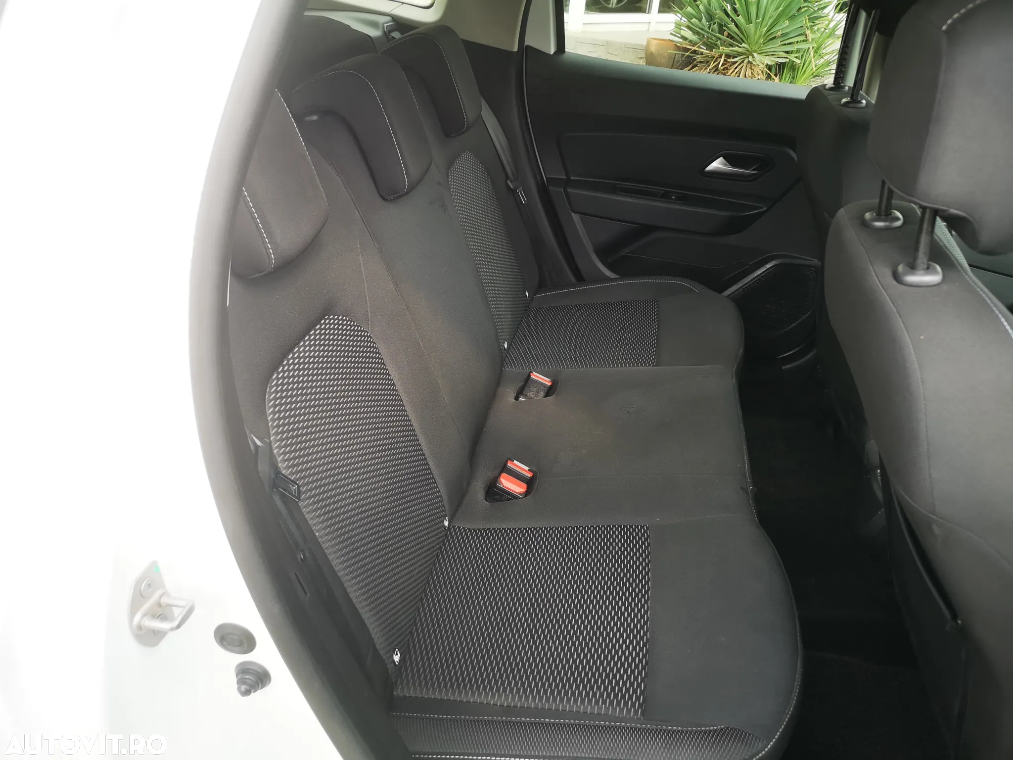 Dacia Duster 1.5 Blue dCi Essential - 9
