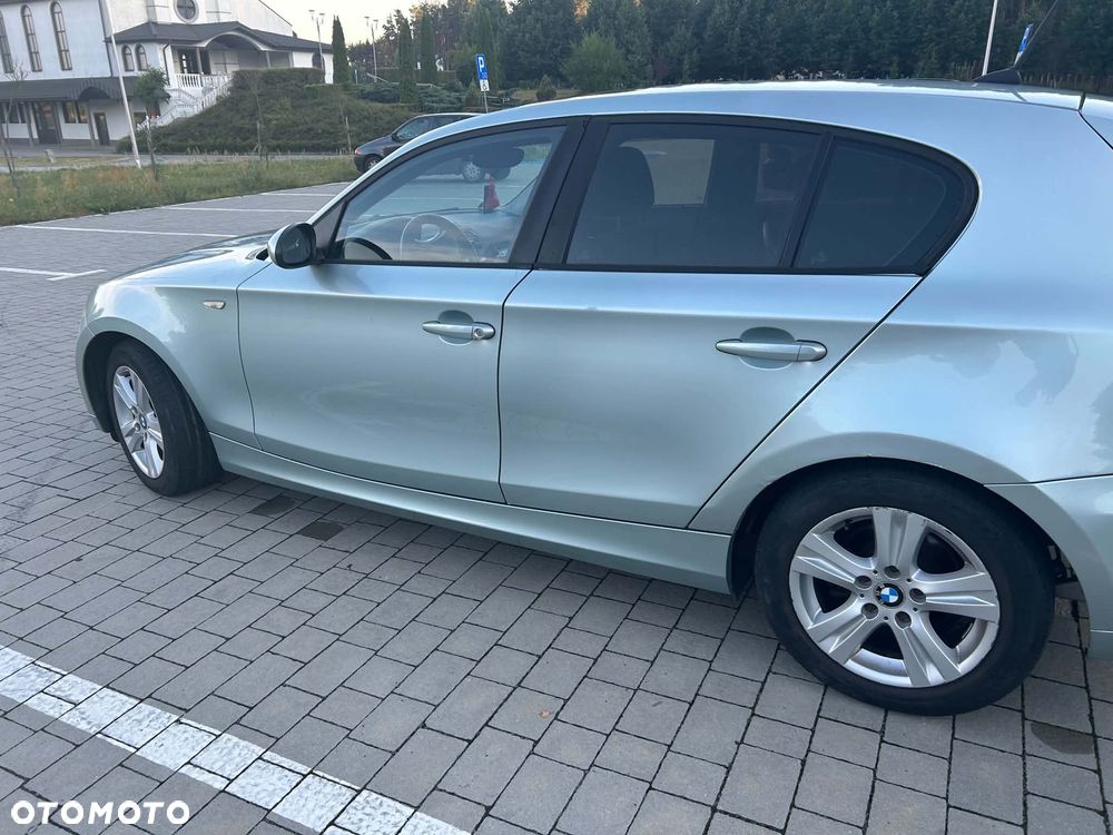BMW Seria 1 116i - 6