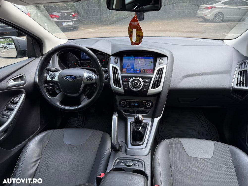 Ford Focus - 4
