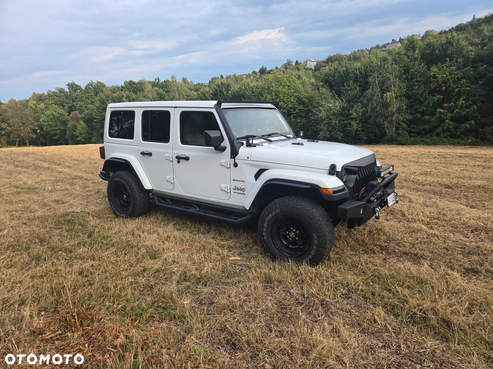 Jeep Wrangler 3.6 Unlim Sahara - 2