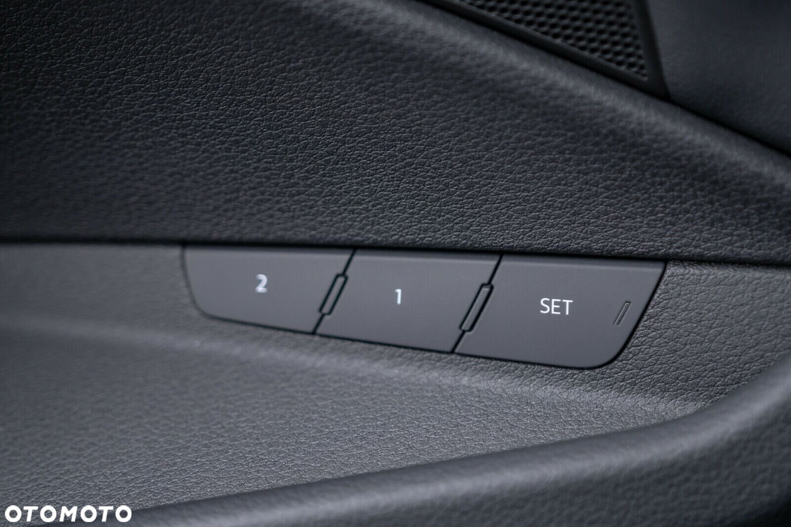 Audi e-tron - 19
