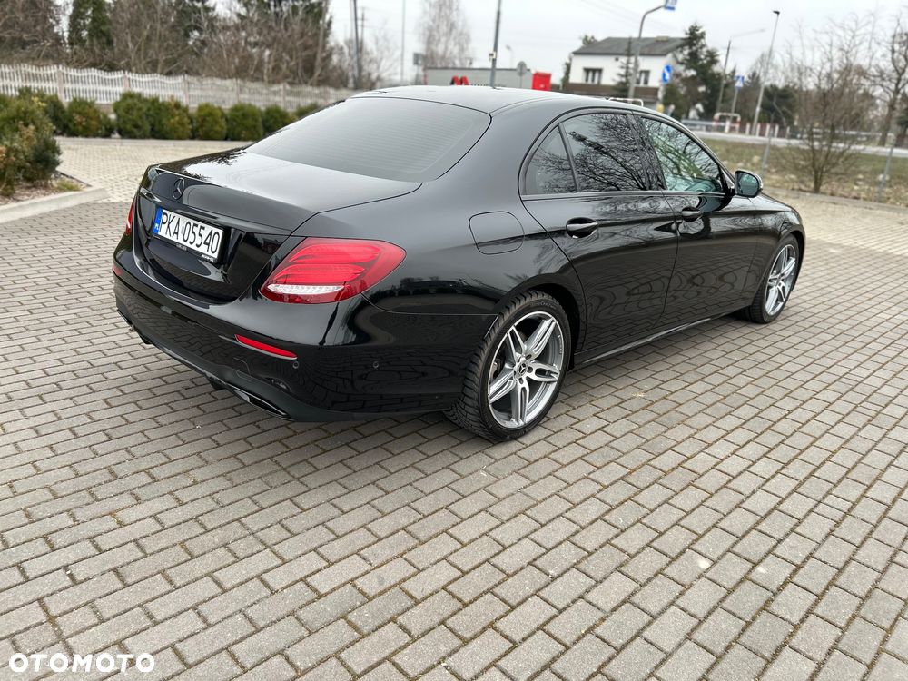 Mercedes-Benz Klasa E 220 d 9G-TRONIC AMG Line - 3