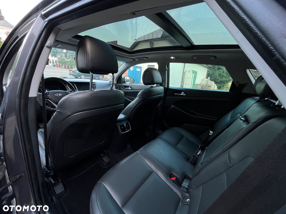 Hyundai Tucson blue 1.7 CRDi 2WD Style - 16