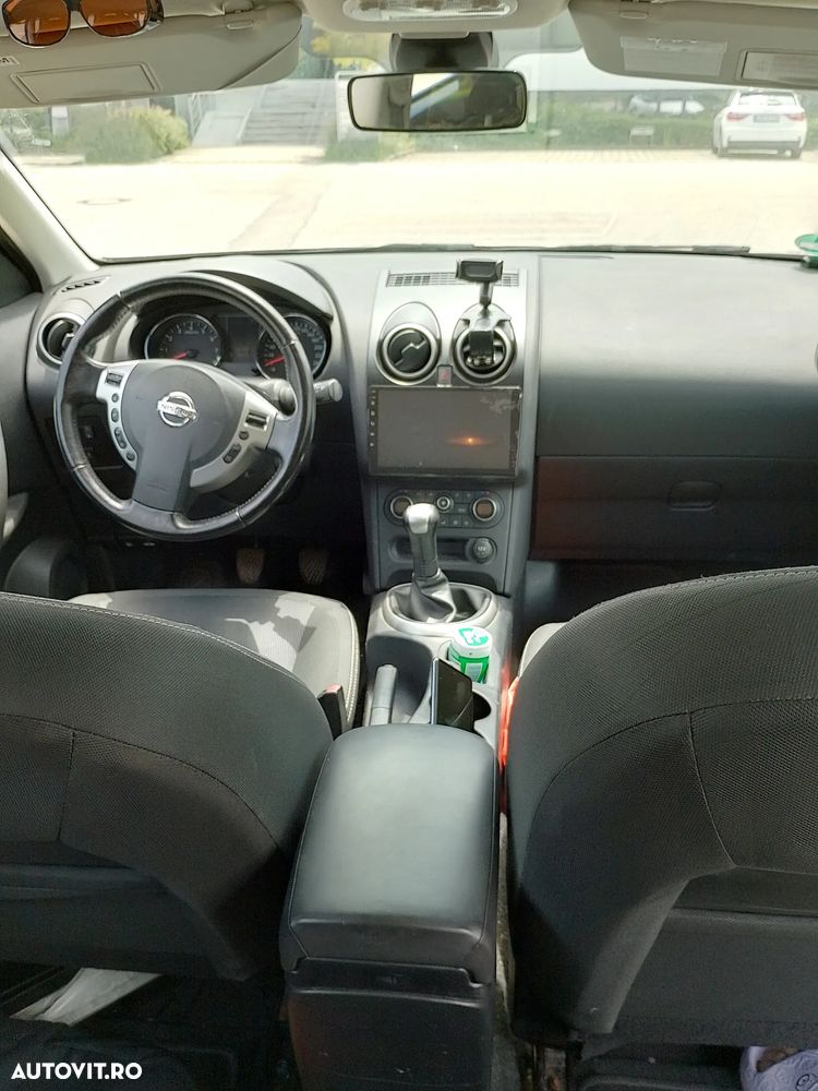 Nissan Qashqai 1.6 Visia - 6