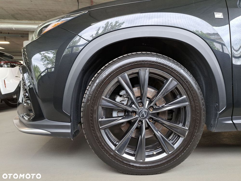 Lexus NX 350h F Sport AWD - 38