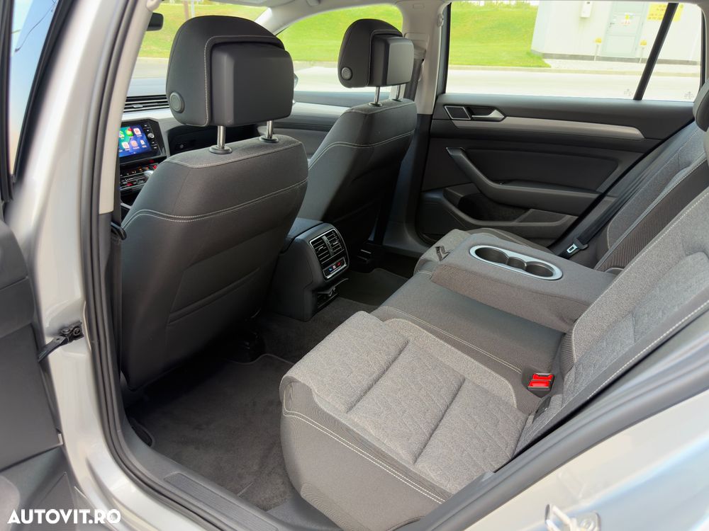 Volkswagen Passat 2.0 TDI SCR DSG Business - 26