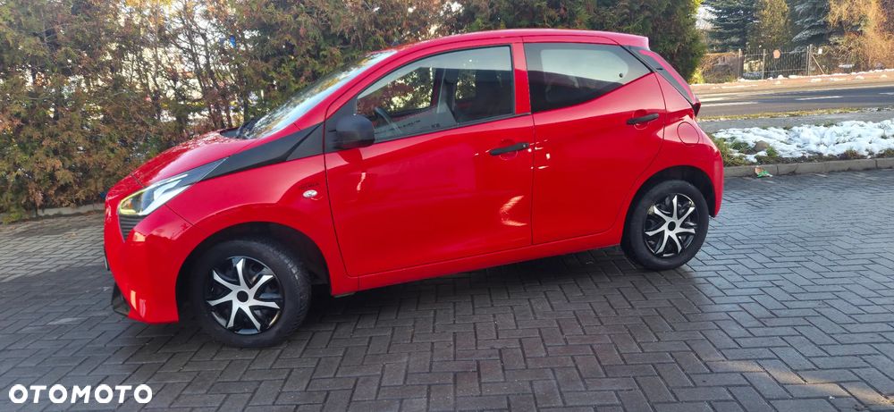 Toyota Aygo x-trend - 4