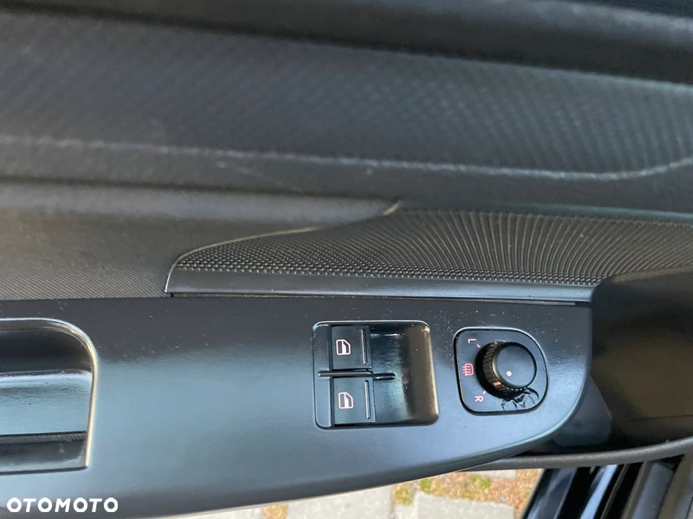 Volkswagen Golf ver-v-1-4-entry - 36