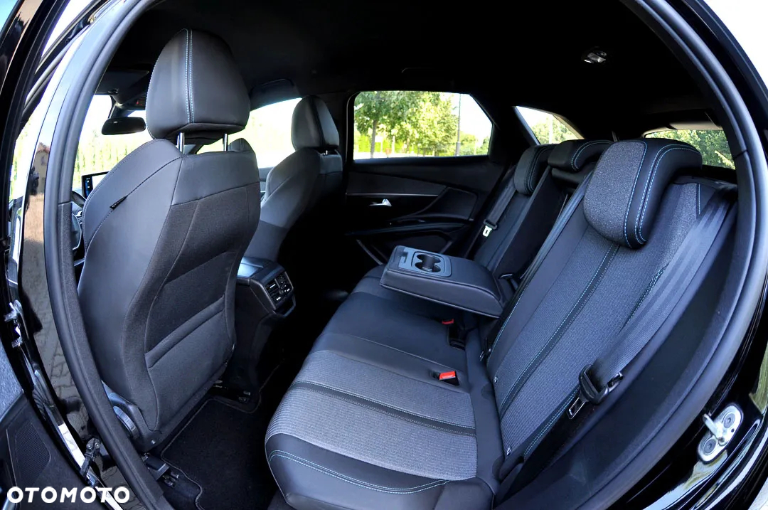 Peugeot 3008 PureTech 130 Stop & Start GPF Allure - 19