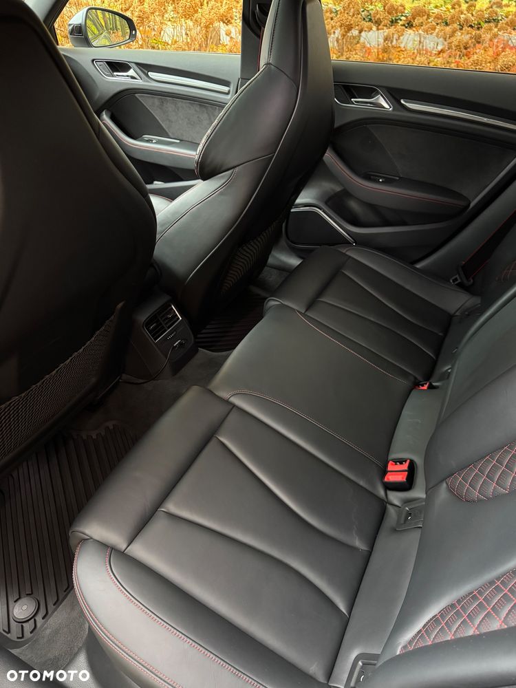 Audi RS3 Sportback - 21