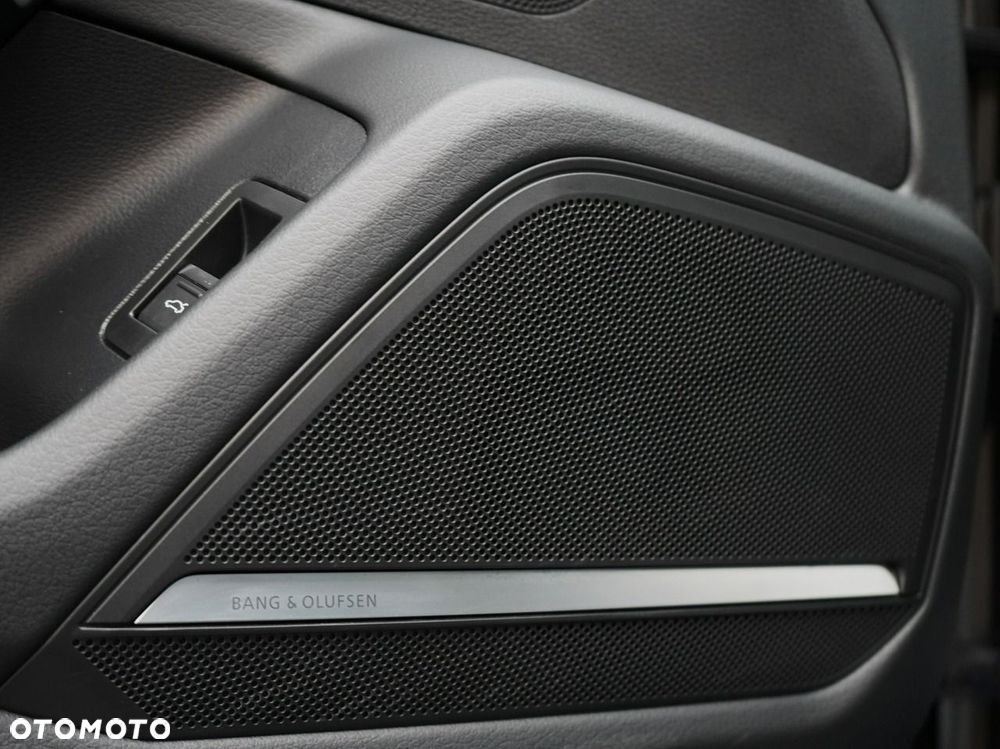 Audi A6 Avant - 16