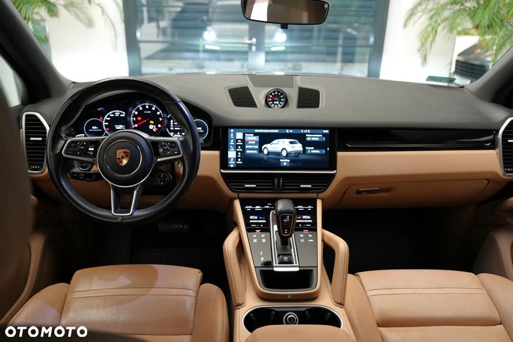 Porsche Cayenne Standard - 7