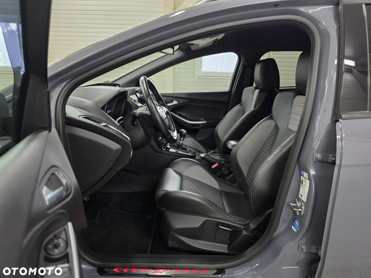 Ford Focus - 11