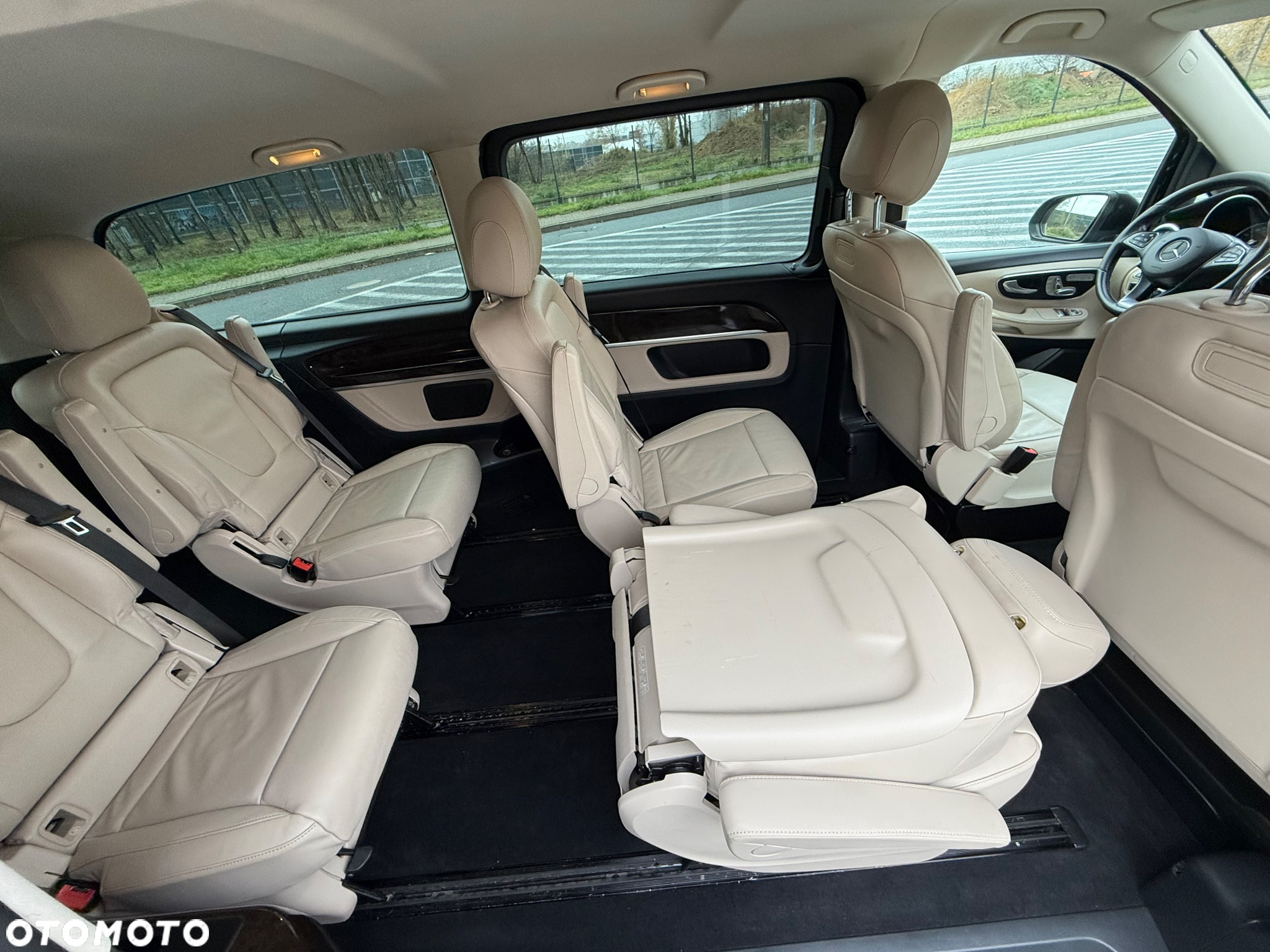 Mercedes-Benz Klasa V 220 d kompakt 4Matic 7G-TRONIC Avantgarde - 13