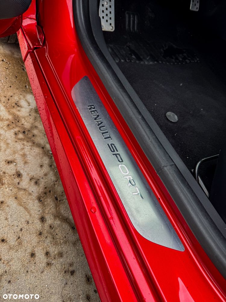Renault Clio TCe 200 EDC Sport R.S - 16