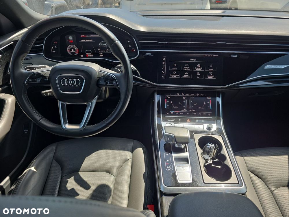 Audi Q8 55 TFSI mHEV Quattro Tiptronic - 8