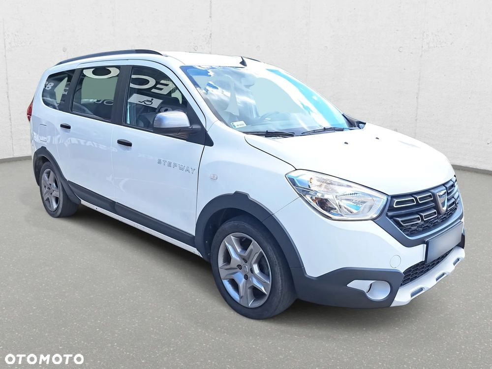 Dacia Lodgy 1.5 Blue dCi Stepway S&S - 4