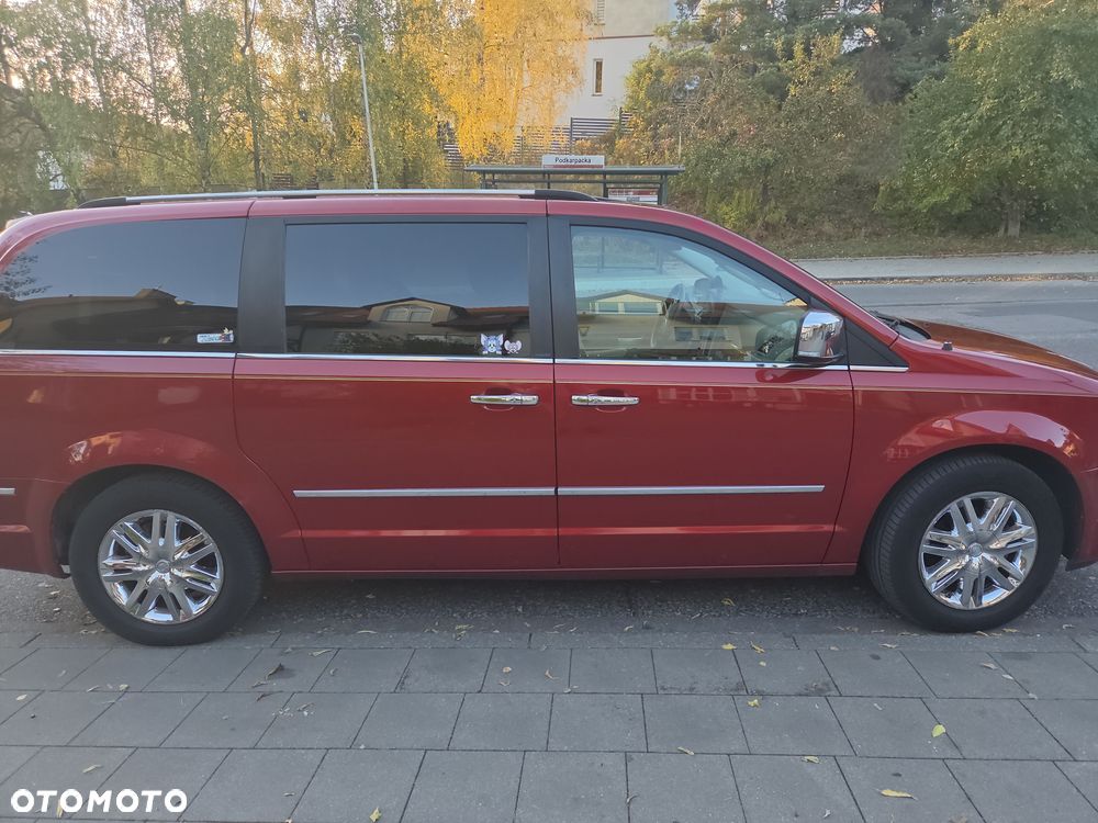 Chrysler Town & Country 4.0 Limited - 16