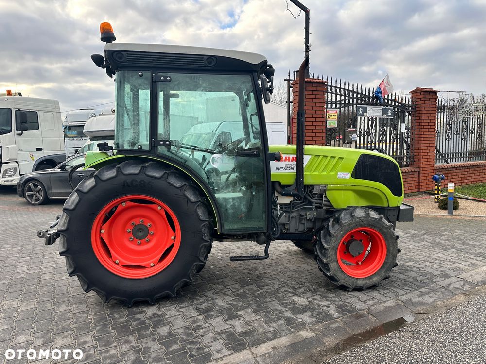 Claas NEXOS 230VL S/N Sadowniczy 4WD Pełzaki Mechaniczny - 6