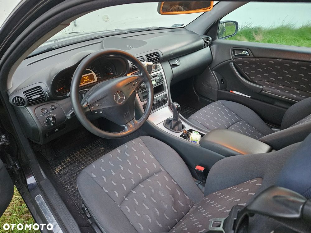 Mercedes-Benz Klasa C 200 Kompressor - 12