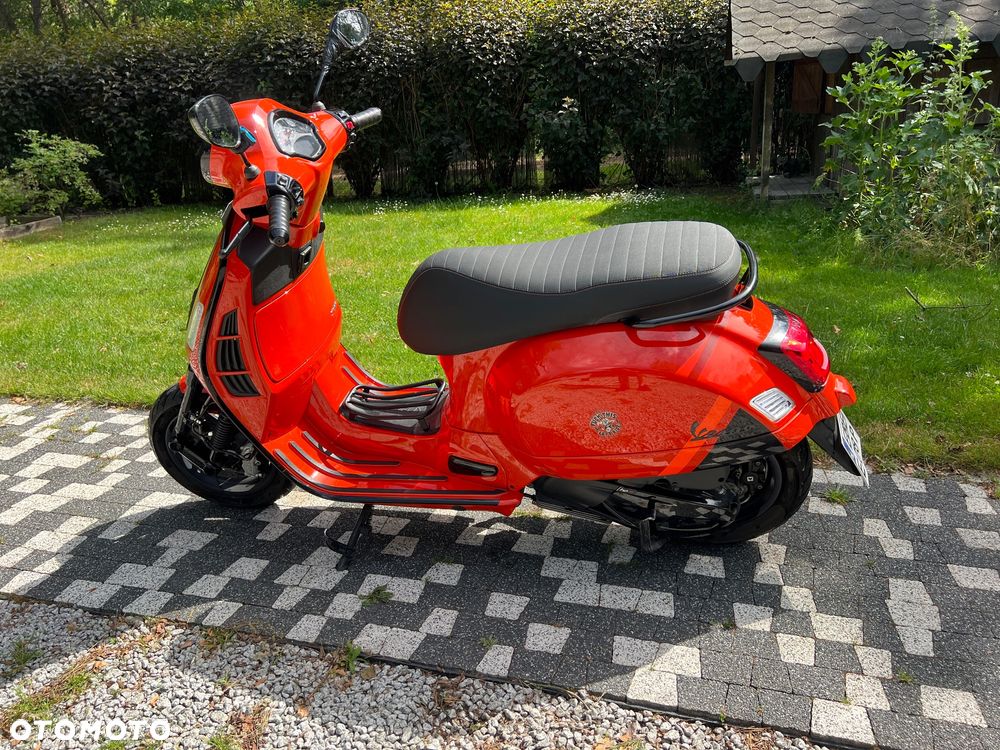 Vespa GTS - 4