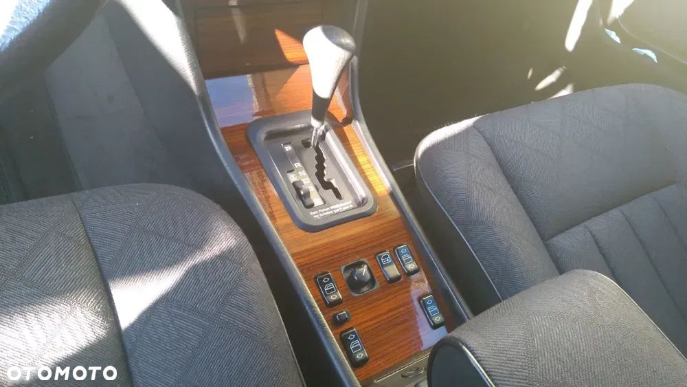 Mercedes-Benz Klasa E - 14