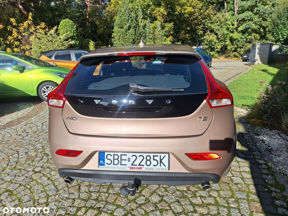 Volvo V40 T2 Kinetic - 26