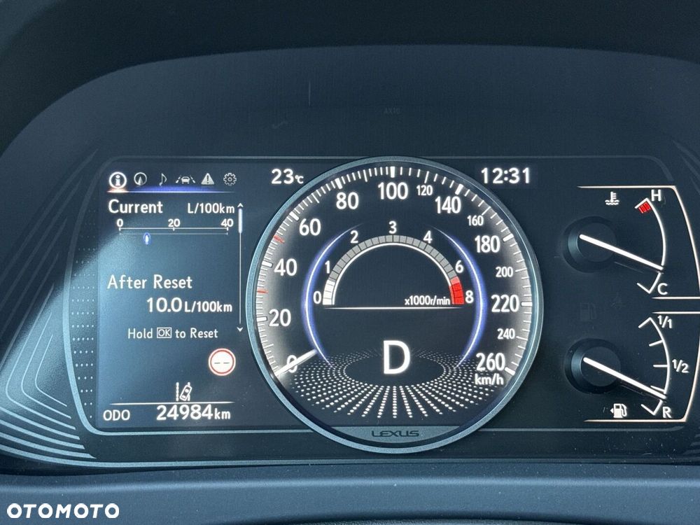 Lexus UX - 17