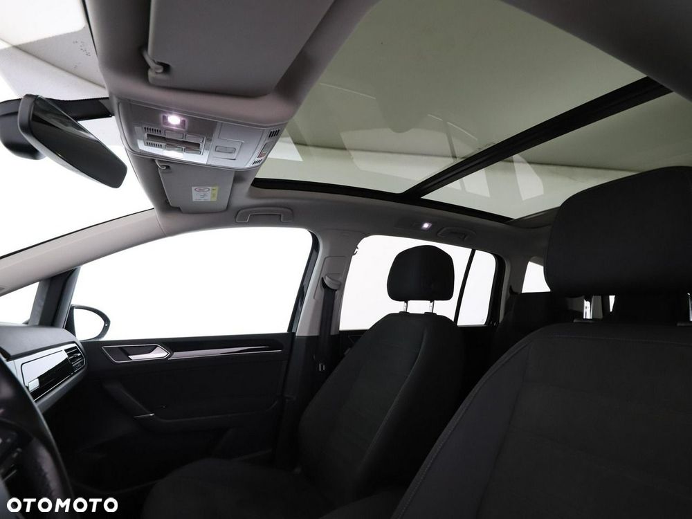 Volkswagen Touran 2.0 TDI SCR (BlueMotion Technology) DSG Comfortline - 39