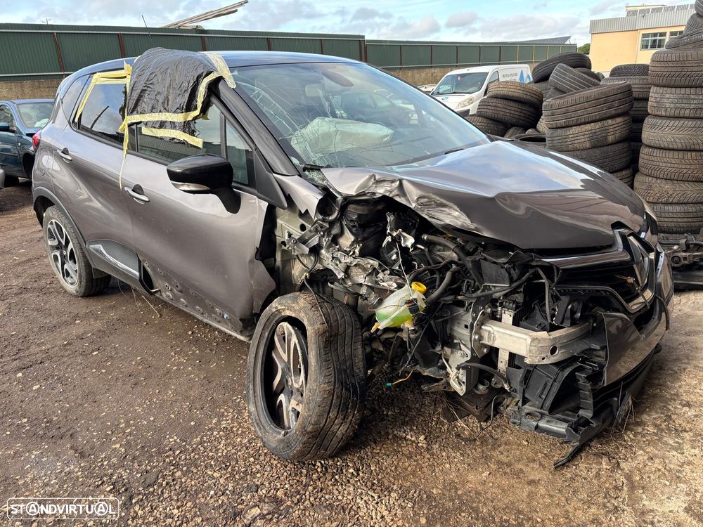 Renault Captur de 2016 a Gasolina para peças - 1