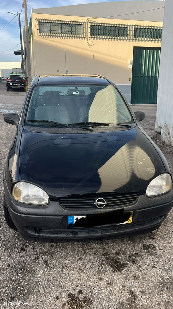 Opel Corsa 1.0 - 8