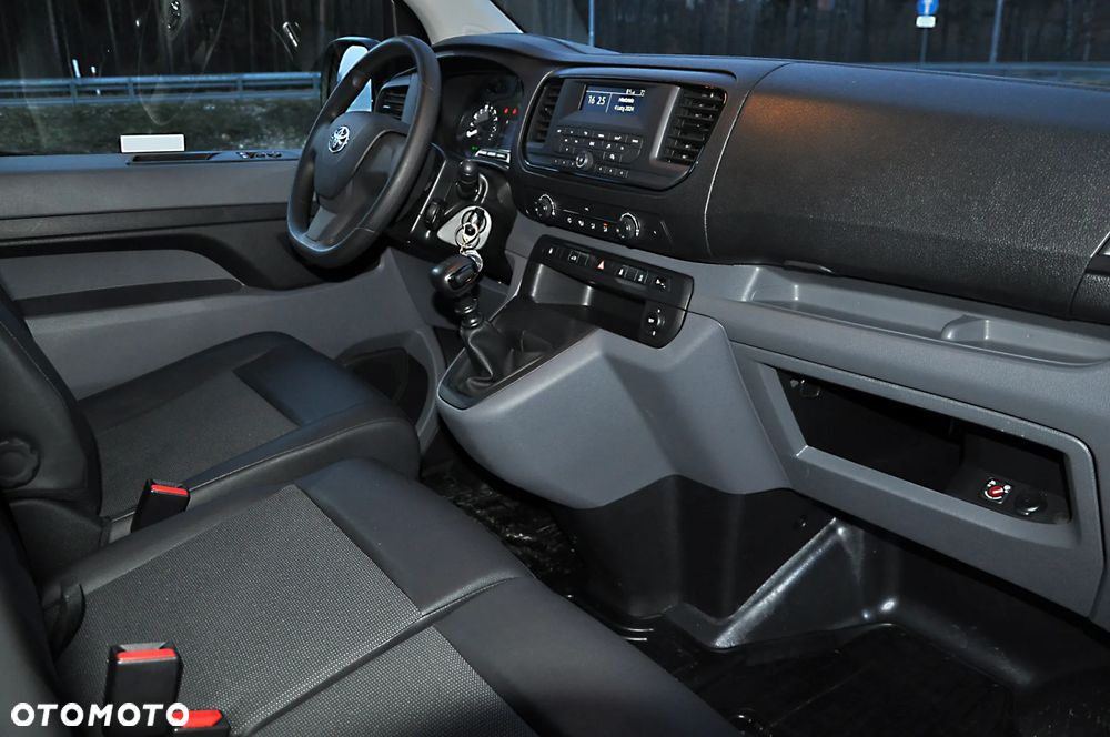 Toyota Proace - 17