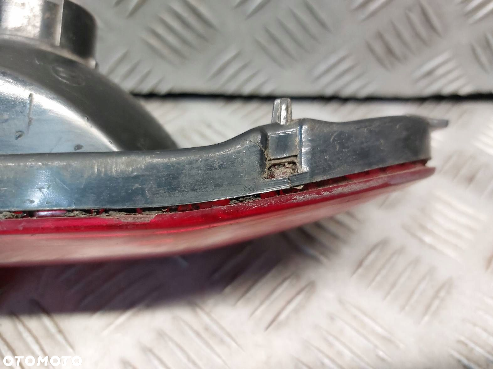 LAMPA PRZECIWMGIELNA PRAWA TYŁ HYUNDAI SANTA FE I - 5