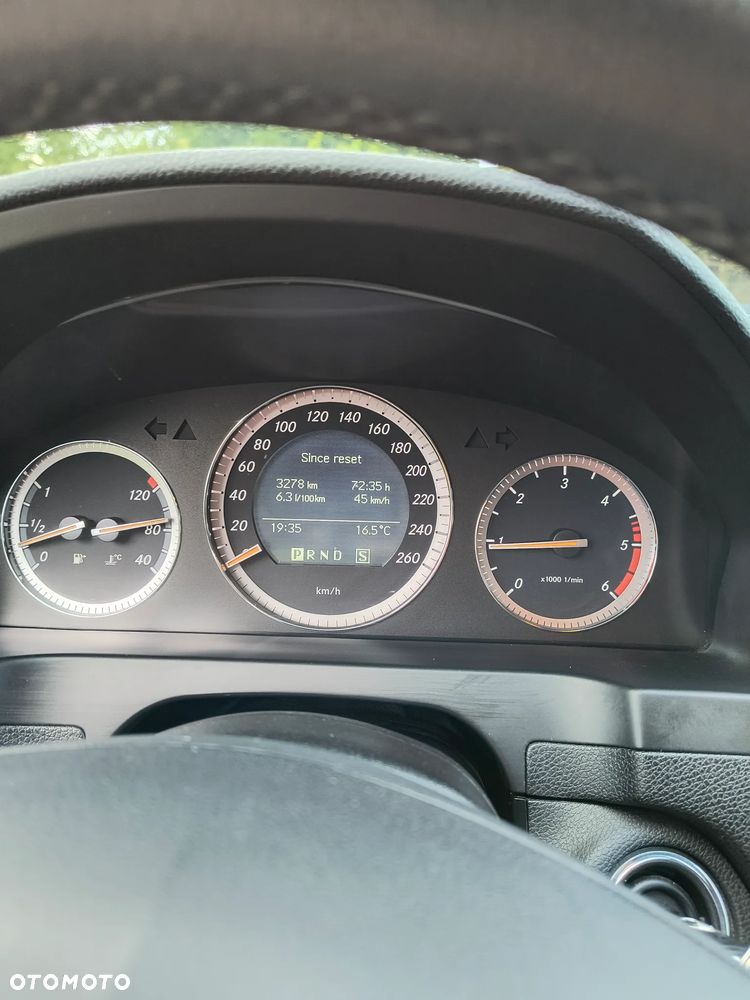 Mercedes-Benz Klasa C 220 CDI DPF Automatik Elegance - 21