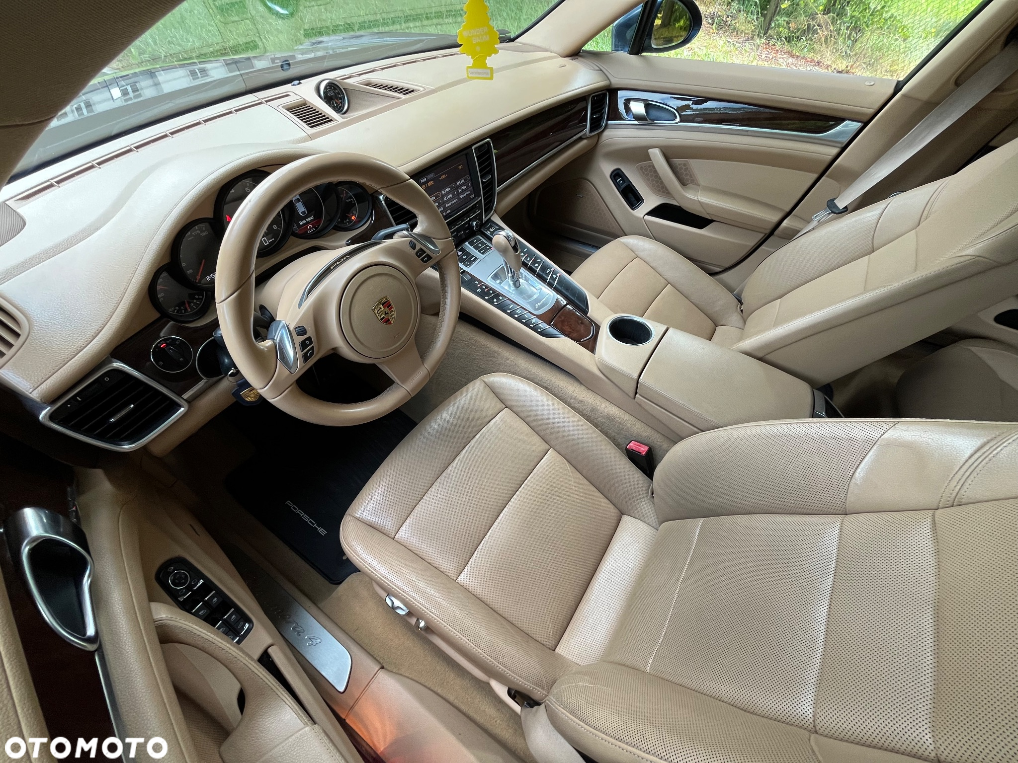 Porsche Panamera 4 - 5