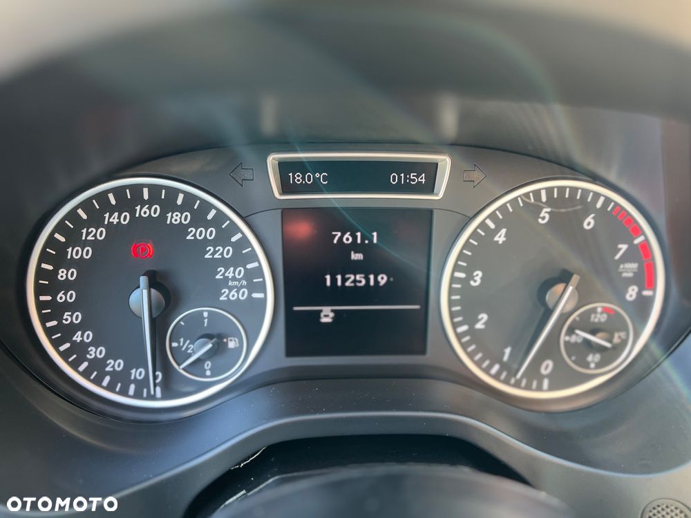 Mercedes-Benz Klasa A 180 (BlueEFFICIENCY) Style - 32