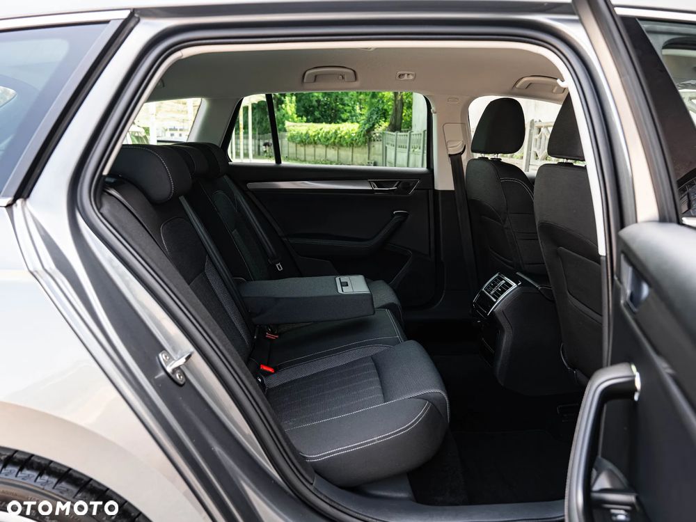 Skoda Superb 2.0 TSI 4x4 DSG Sportline - 26
